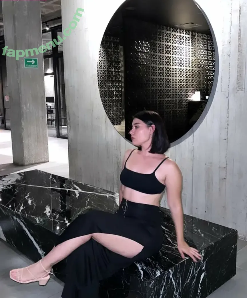 danniglezp nude photo #0026 (dannimogg)