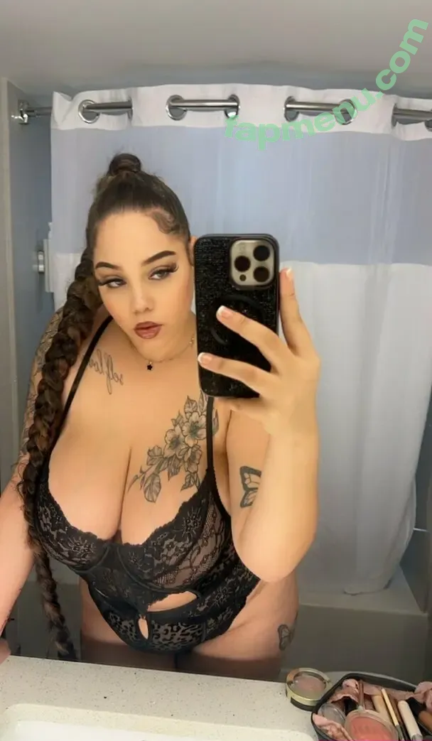 dannixoxoo nude photo #0024 (daniexoxo)