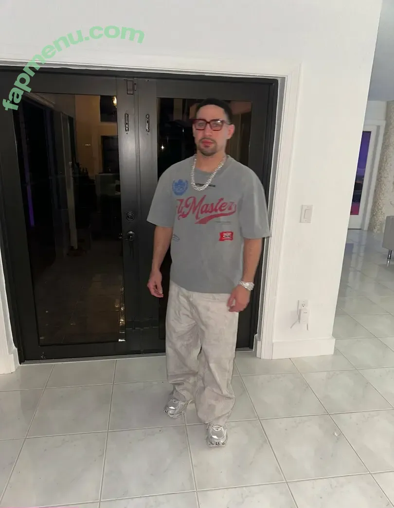 dannyswiftgarcia nude photo #0001 (dannyswiftgarcia)