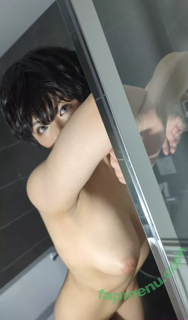 Dansousami nude photo #0003 (dansoasian)