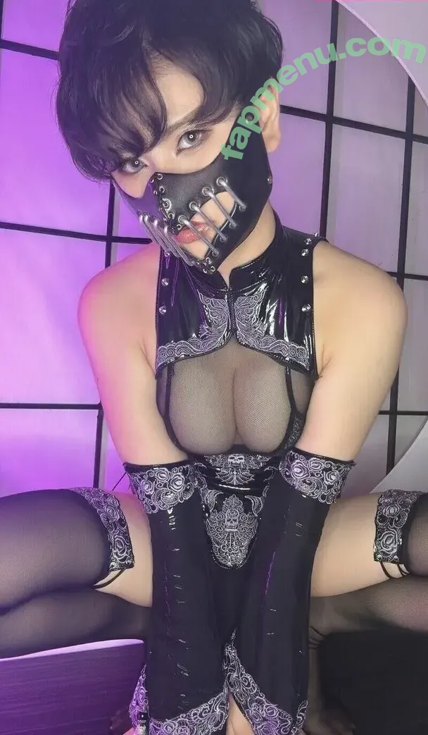 Dansousami nude photo #0213 (dansoasian)