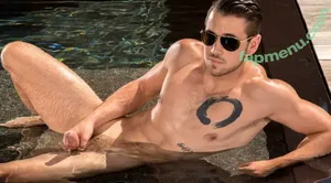 dante_colle / hippiegq_ nude photo #0240