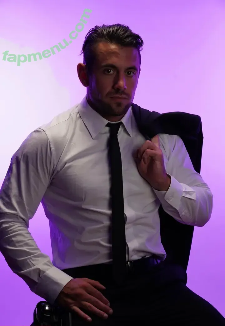 dante_colle nude photo #0249 (hippiegq_)