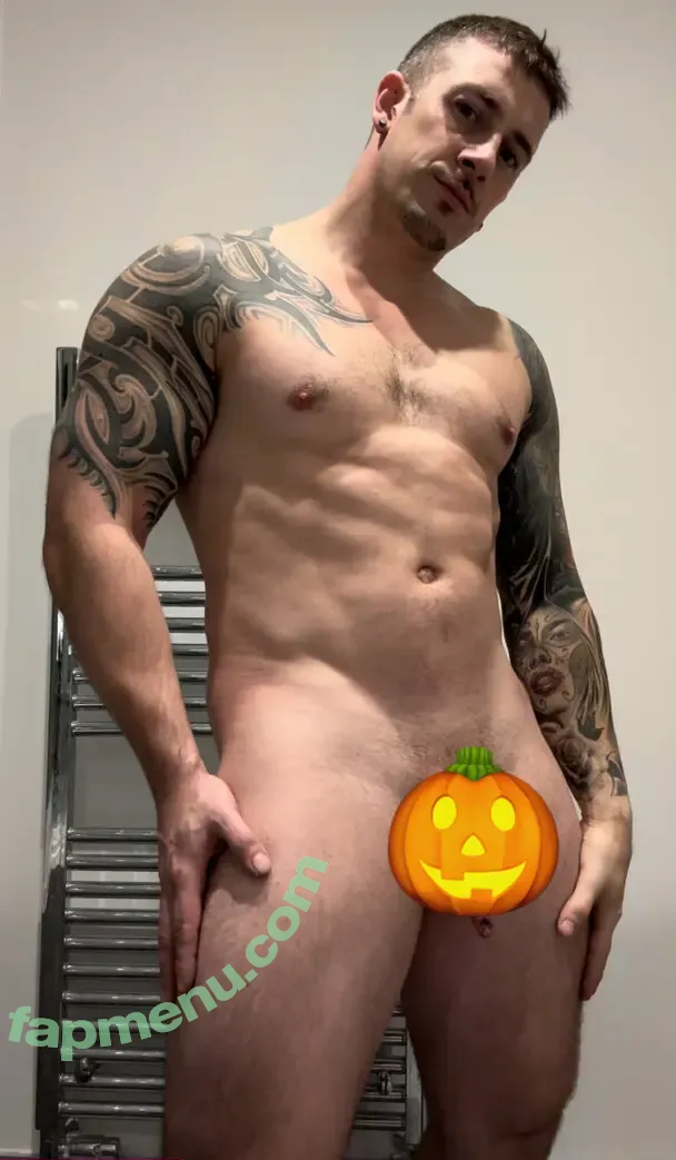danthecobbler nude photo #0012 (dan_the_cobbler)