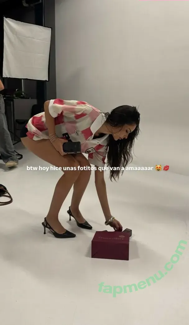 Dany Reyes nude photo #0212 (Age 20 / dannyvickx / dany_reyesv)