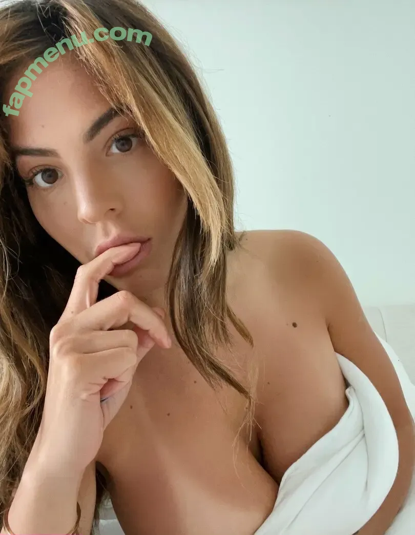 danyellay nude photo #0003 (danyellay)