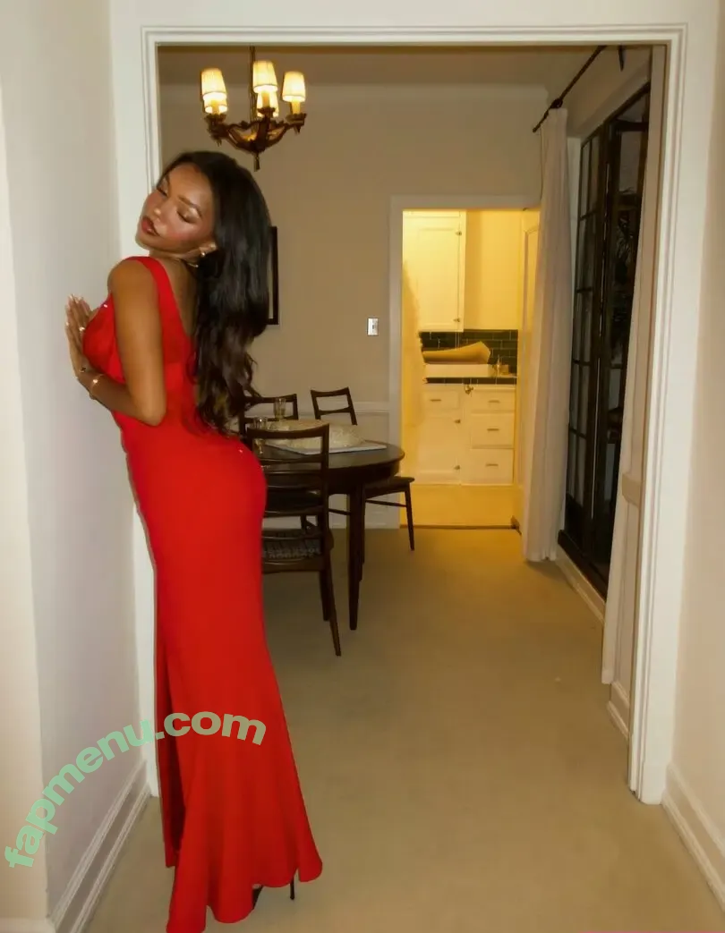 Daphne Blunt nude photo #0223 (daphneblunt)