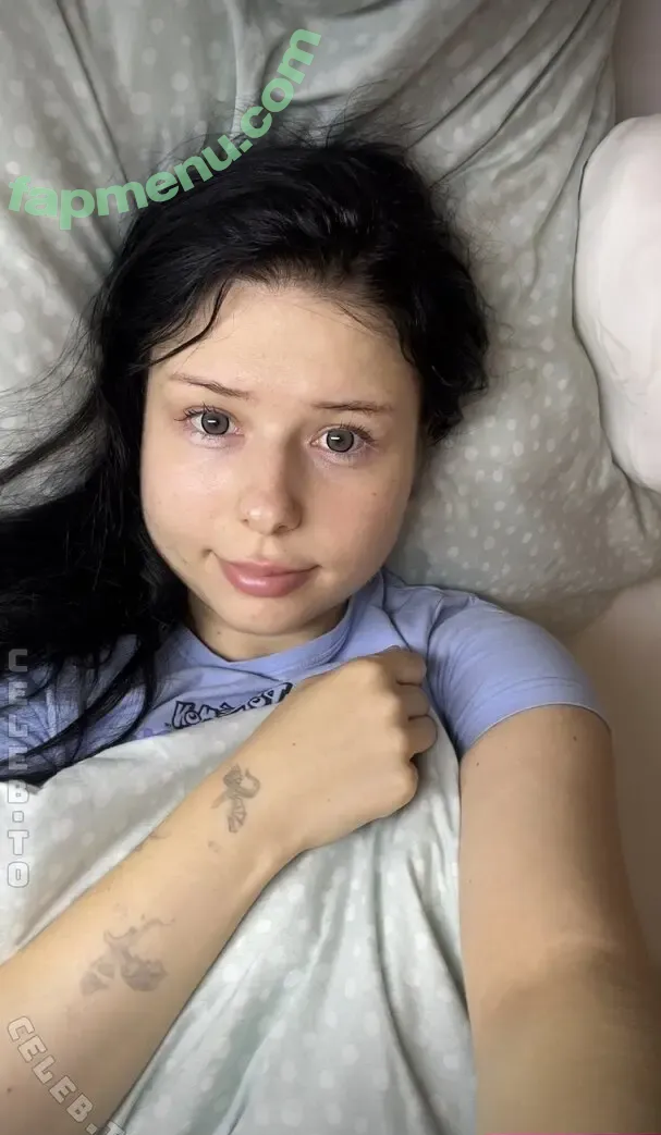 Daphne Dietz nude photo #0020 (daphne_dietz / dphndtz)