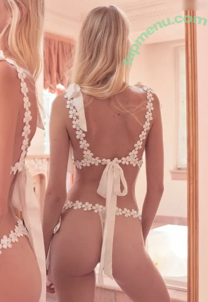 Daphne Groeneveld nude photo #0140 (daphnegroeneveld)