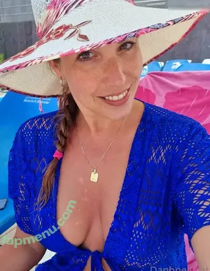 Daphne Laat / daphnelaat2021 nude photo #0018