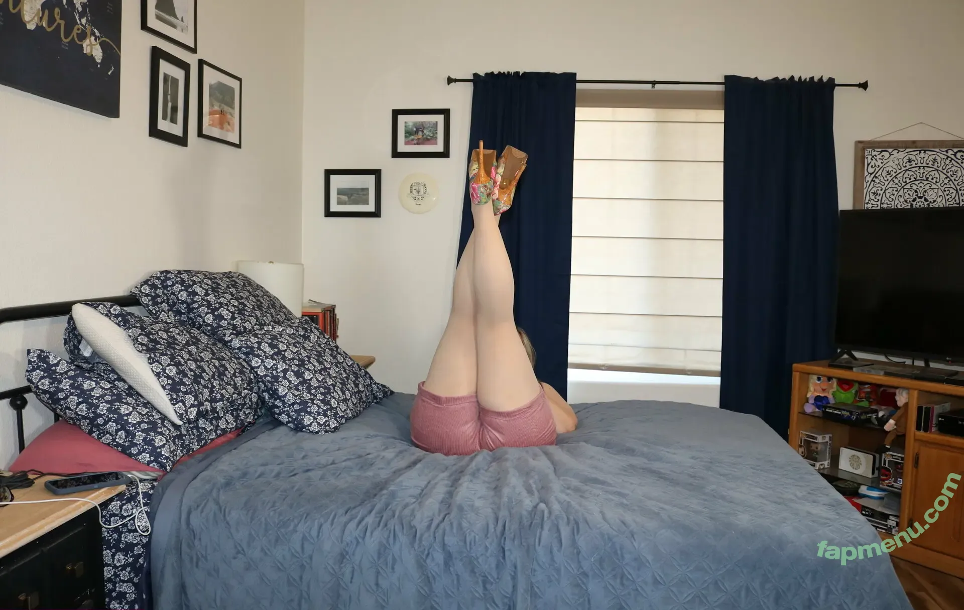 daphnewest nude photo #0355 (daphnewest)