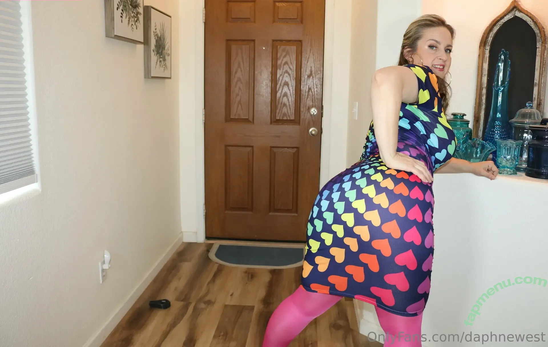 daphnewest nude photo #0388 (daphnewest)