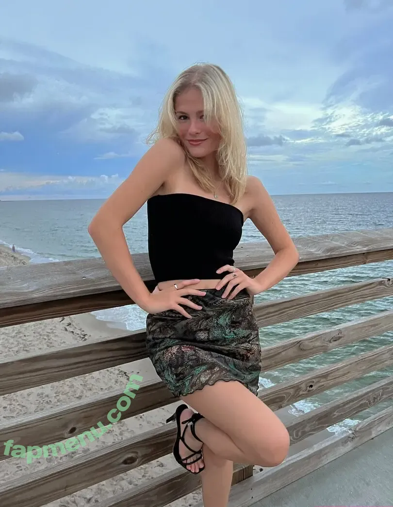Darci Lynne nude photo #0002 (Darci Lynne)