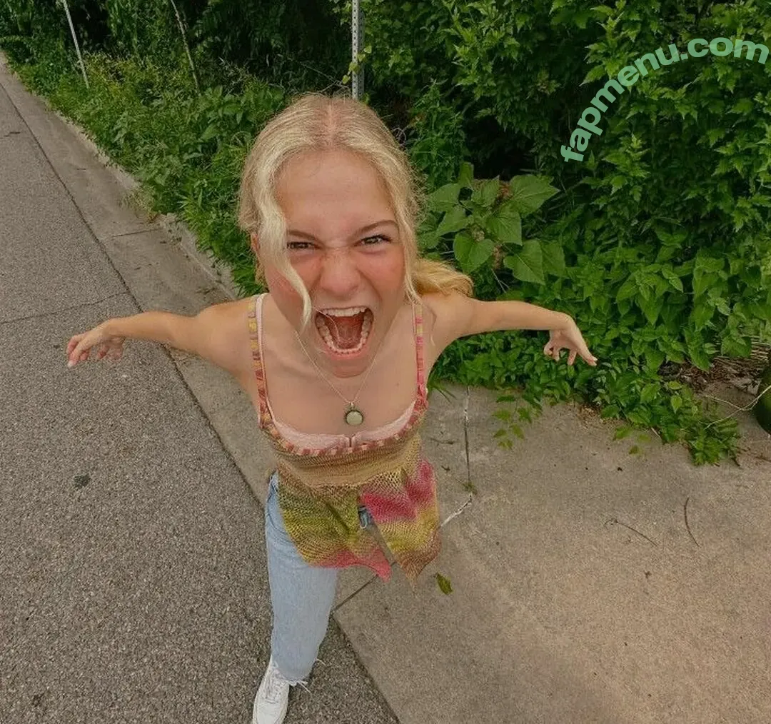 Darci Lynne nude photo #0008 (Darci Lynne)