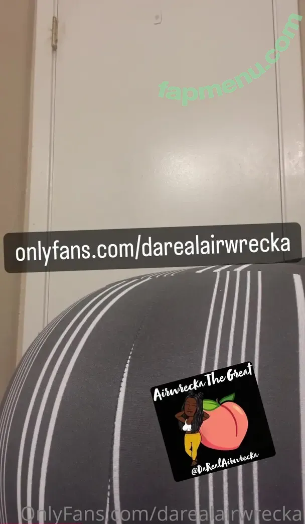 darealairwrecka nude photo #0003 (official_airwrecka)
