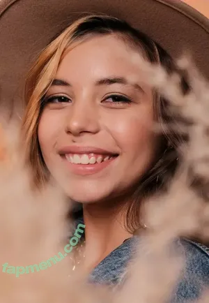 DarelleFare / darriellefairtv nude photo #0003