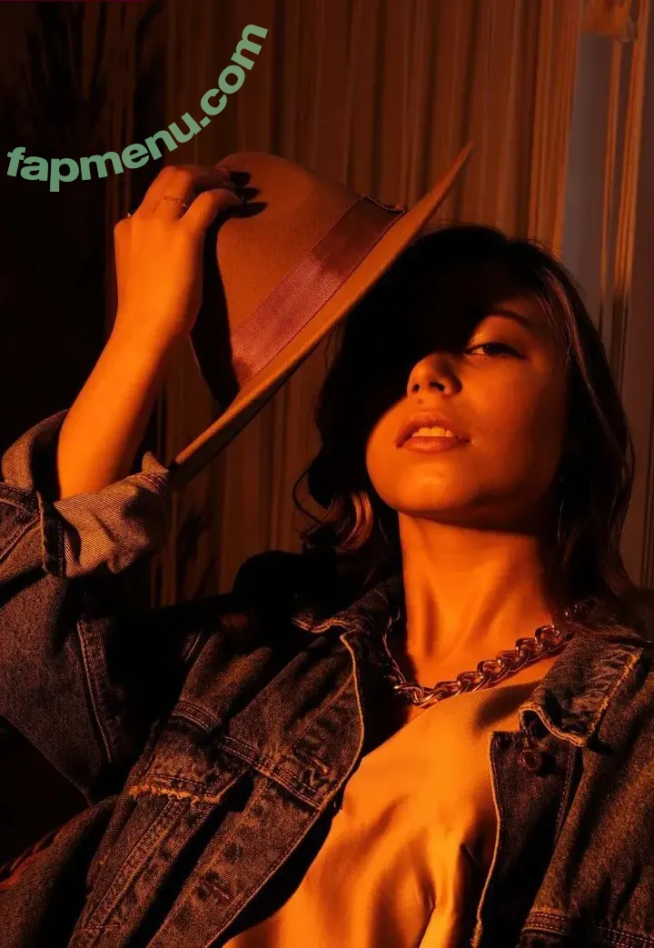 DarelleFare nude photo #0006 (darriellefairtv)