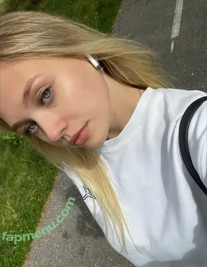  nude photo #0008