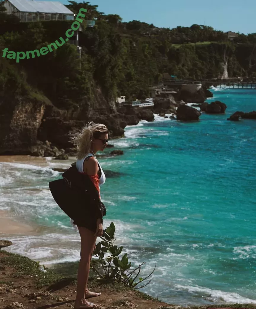 Daria Perel nude photo #0200 (pereldaria / perelperel)