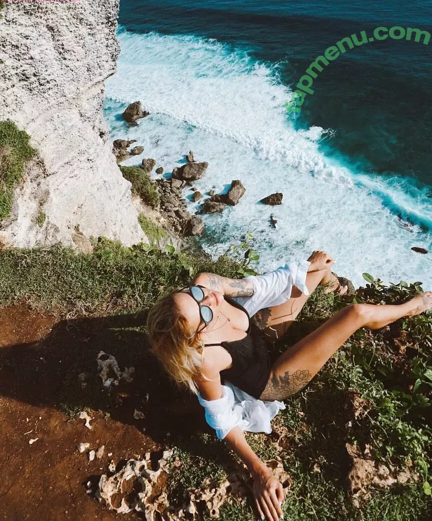 Daria Perel nude photo #0223 (pereldaria / perelperel)