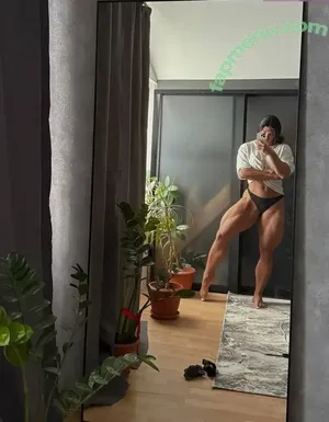  nude photo #0010