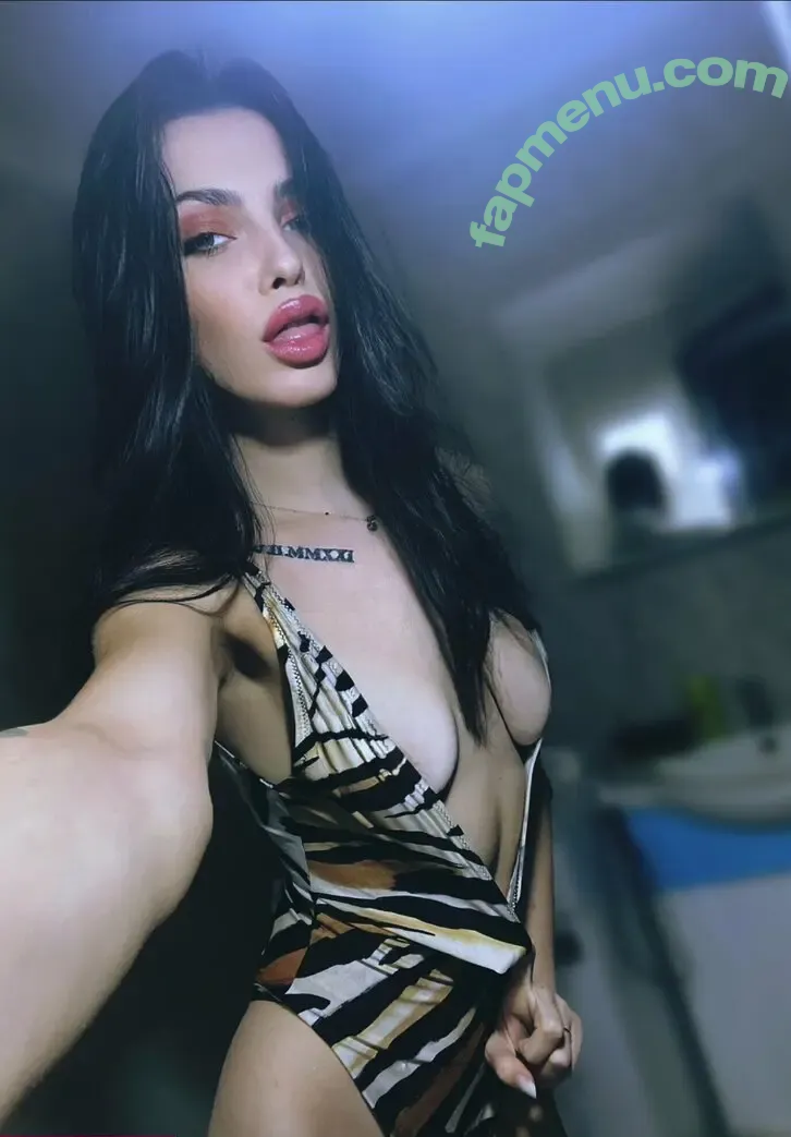 daria.radu nude photo #0003 (dariaradu_)