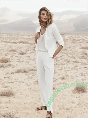 Daria Werbowy / dotwillow / iamdwerbowy nude photo #0041