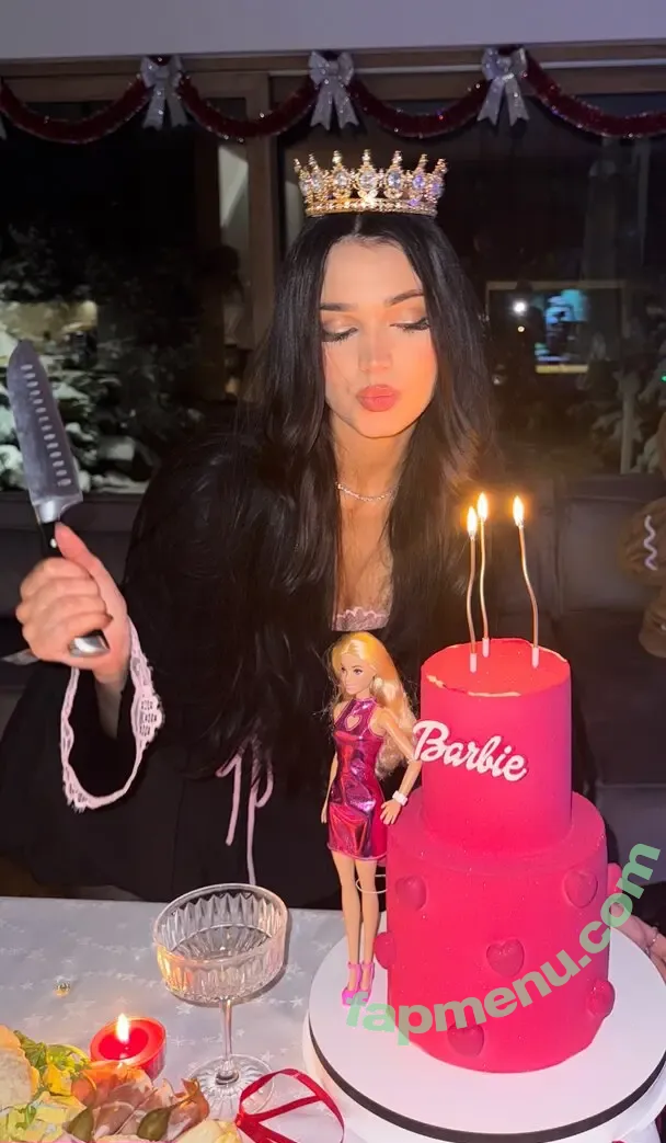 Daria Zaritskaya nude photo #0288 (dariazaritskaya / www.instagram.comdariazaritskaya)