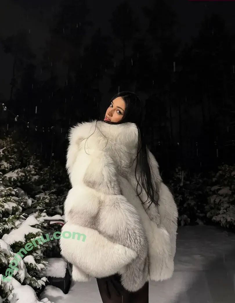 Daria Zaritskaya nude photo #0352 (dariazaritskaya / www.instagram.comdariazaritskaya)