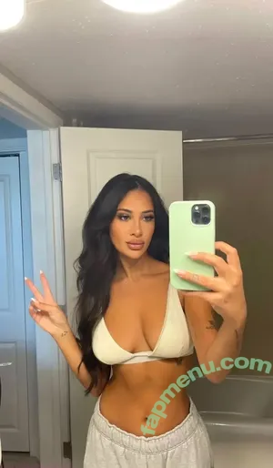  nude photo #0009