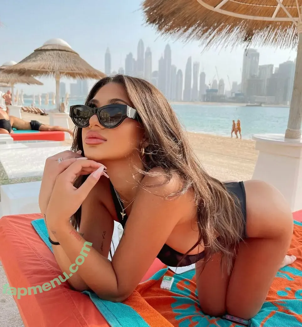 dariahadipour nude photo #0007 (dariahadipour)
