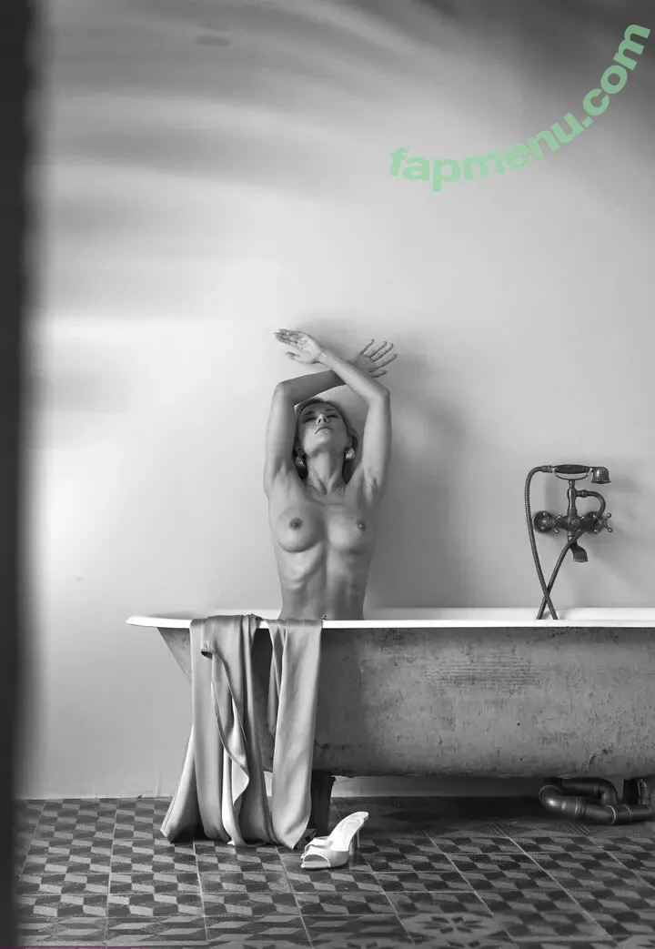 Darina Litvinova nude photo #0446 (darina.litvinova / darina.litvinovaa)