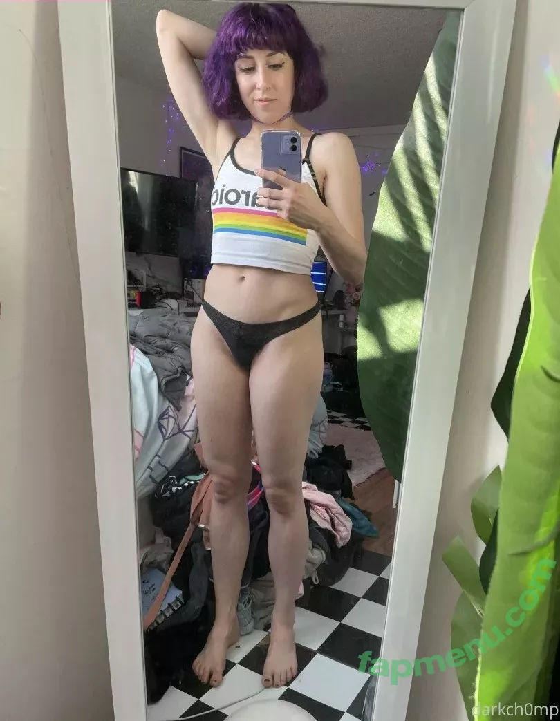 Darkch0mp nude photo #0011 (Raven)