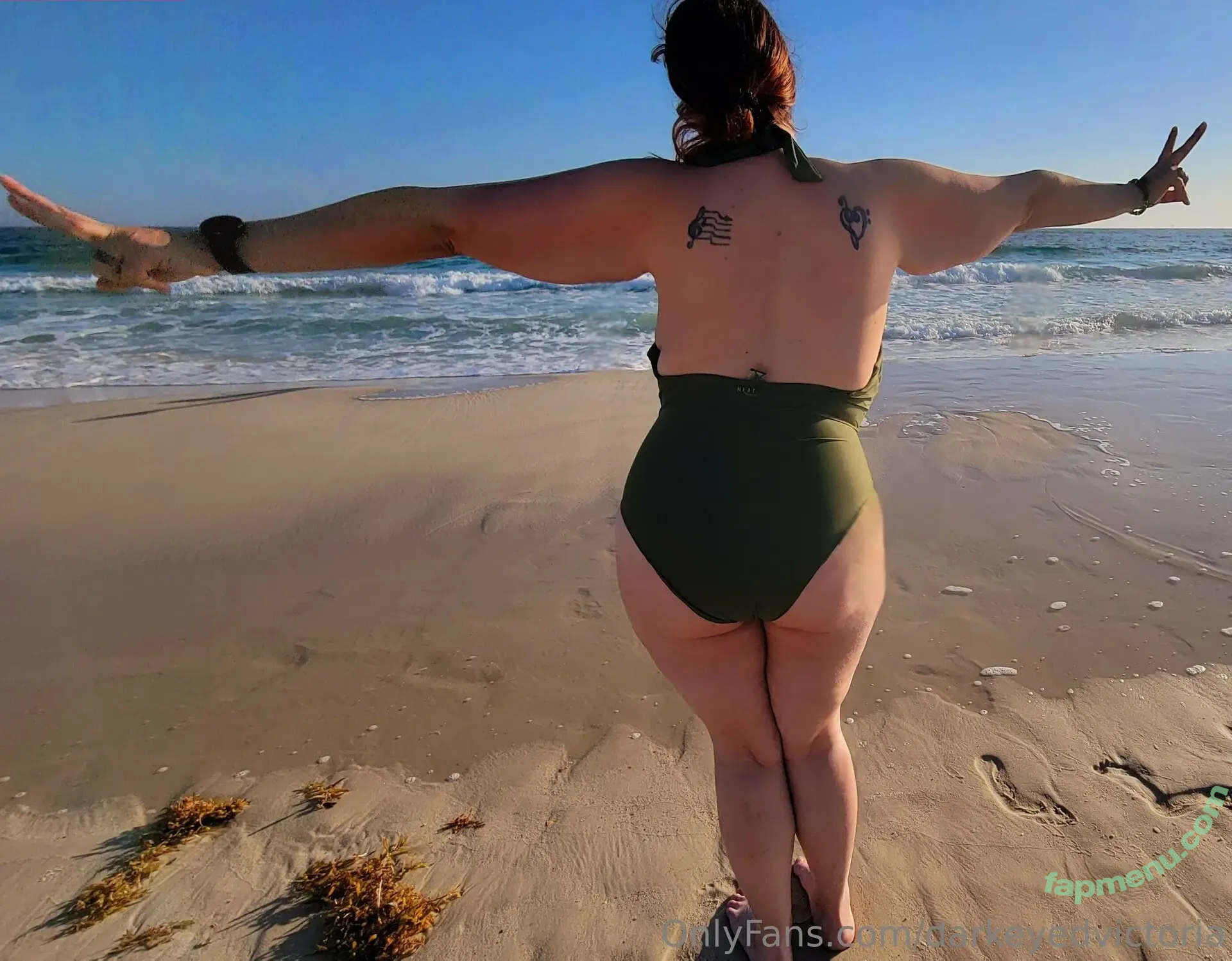 darkeyedvictoria nude photo #0008 (darkviktory)