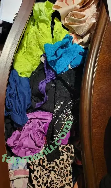 darkeyedvictoria nude photo #0051 (darkviktory)