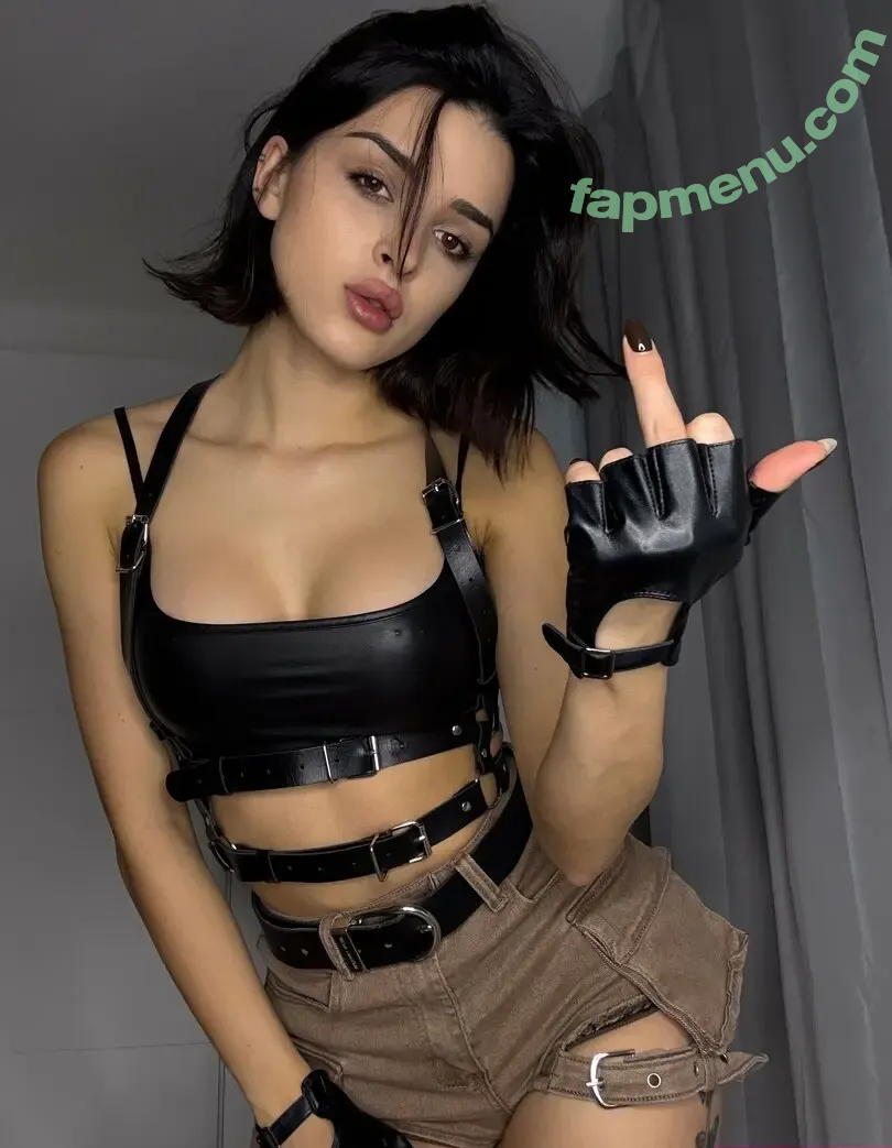 darklory nude photo #0956 (darklaurie / lory19_00)