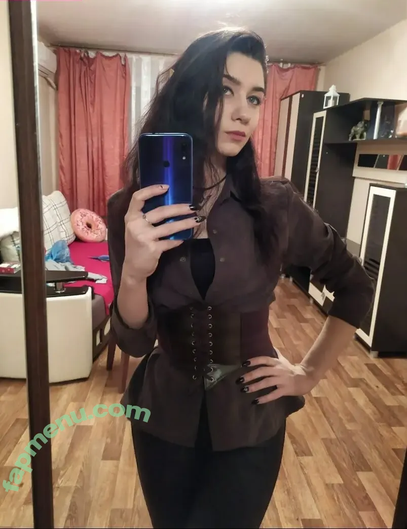 Darkmoon nude photo #0044 (Darkmoon_hecate / Darkmoonhecate / Full_darkmoon / hecate_dark_moon)