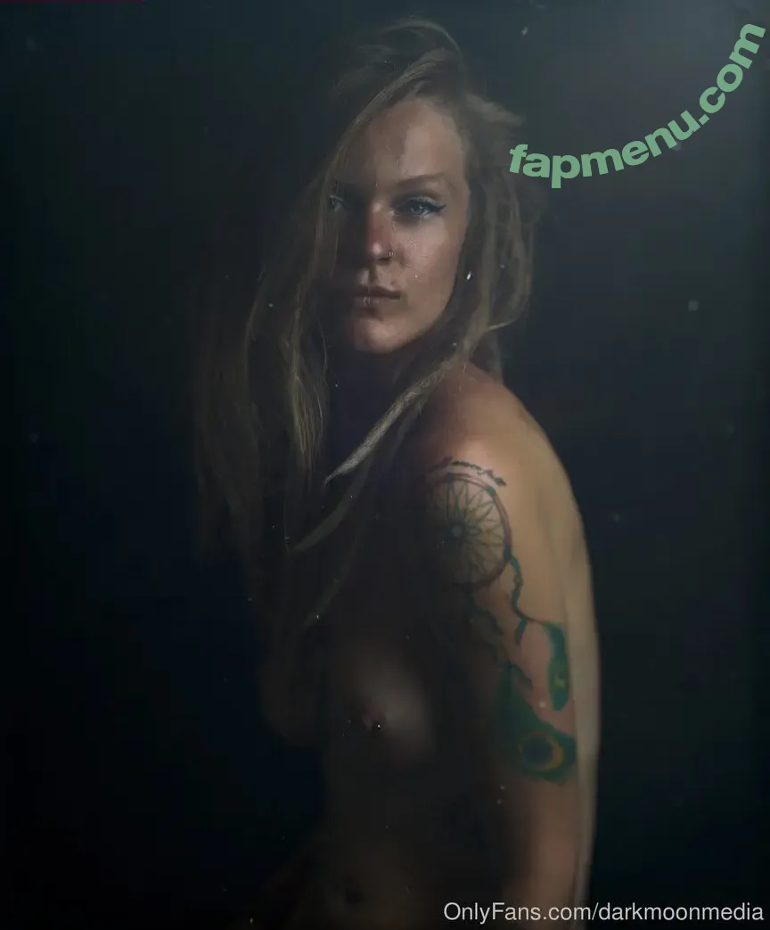 darkmoonmedia nude photo #0003 (darkmoonmedia)