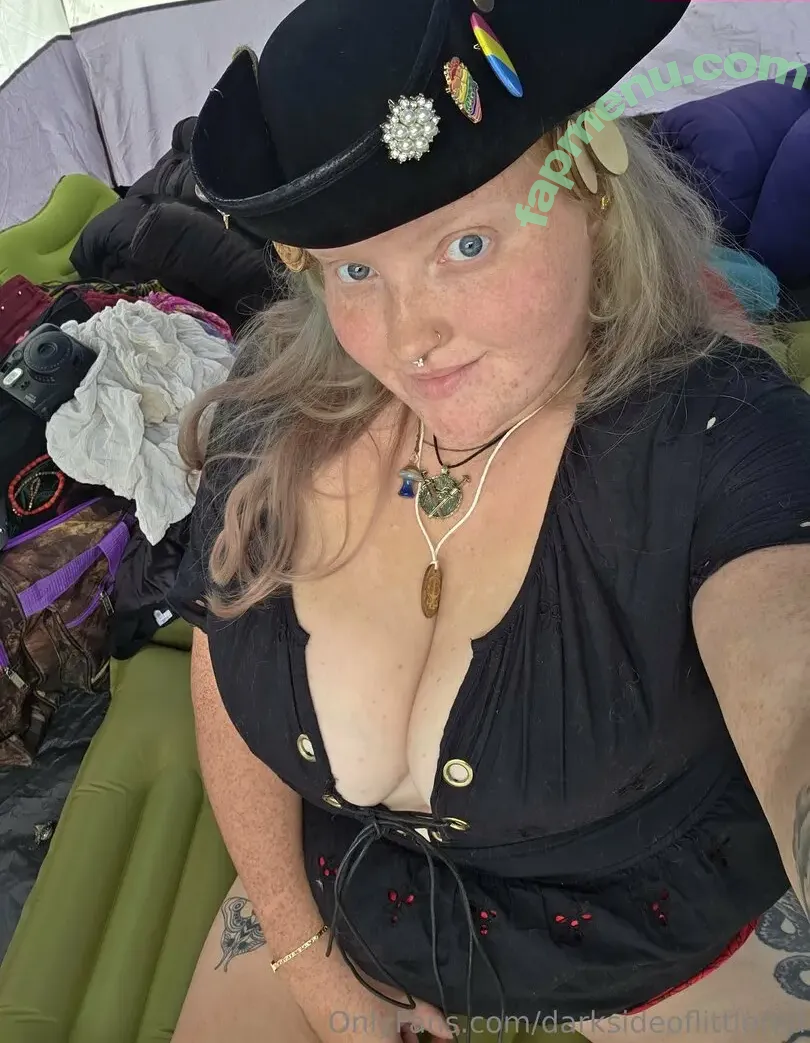 darksideoflittlered nude photo #0025 (darksideoflittlered)