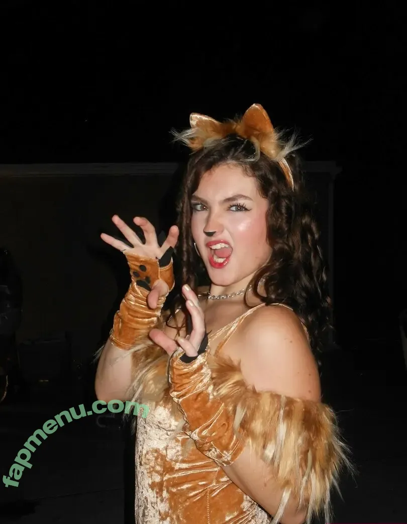 Darla Burkett nude photo #0021 (darla.burkett)