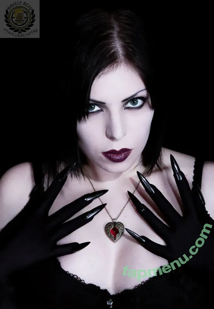Darth Spanky nude photo #0030 (Darth_Spanky / Selvinia Selene)