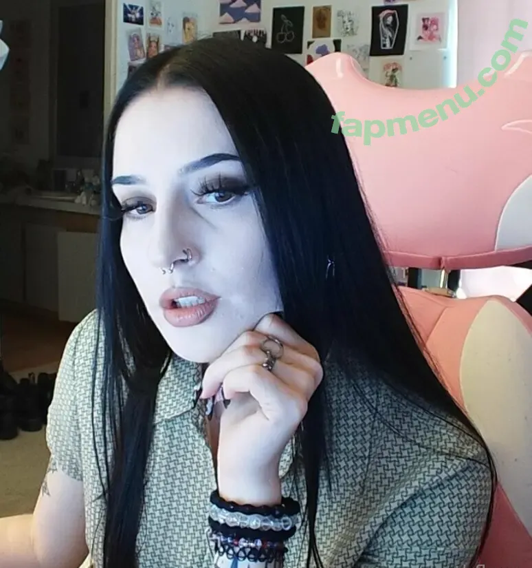 darthflynn nude photo #0001 (Flynn_liv / nsfwflynn)