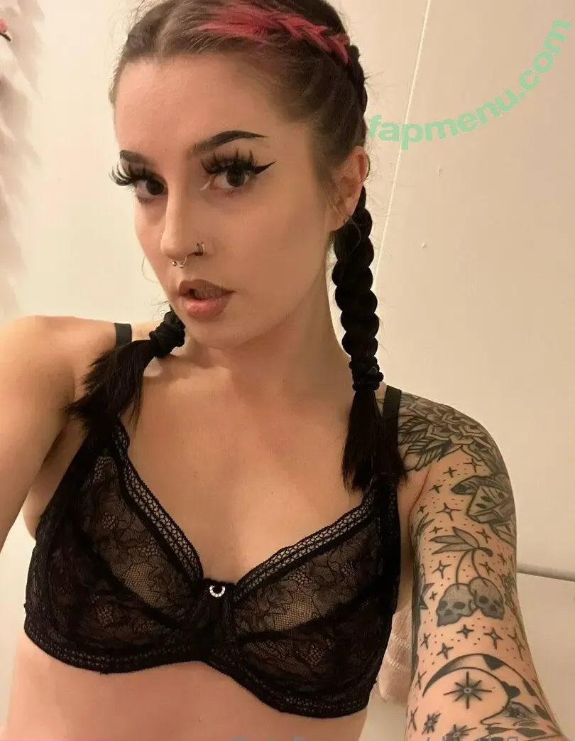 darthflynn nude photo #0017 (Flynn_liv / nsfwflynn)