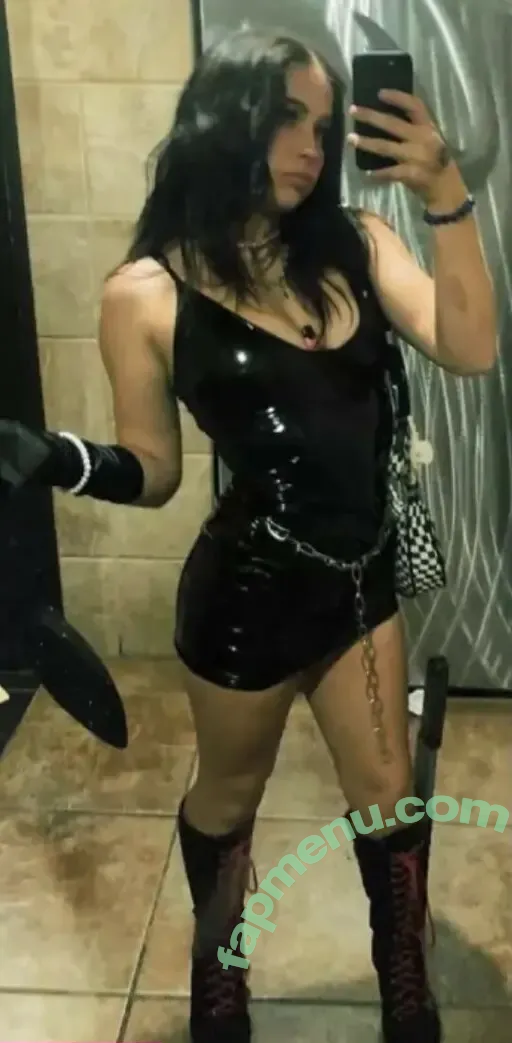 darthhhotdog nude photo #0010 (dumblond999 / hotdog.gorl / waterdiamond)