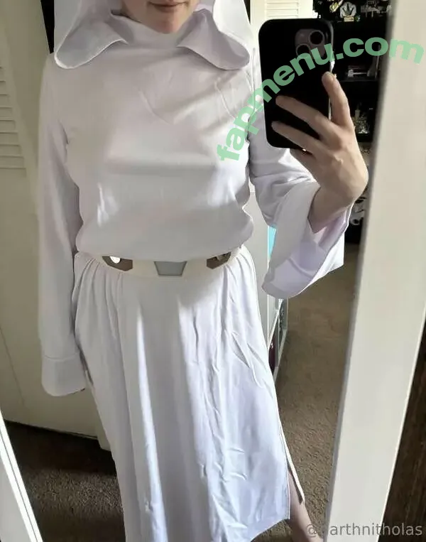 Darthnitholas nude photo #0120 (darthnibor / darthtittious9)