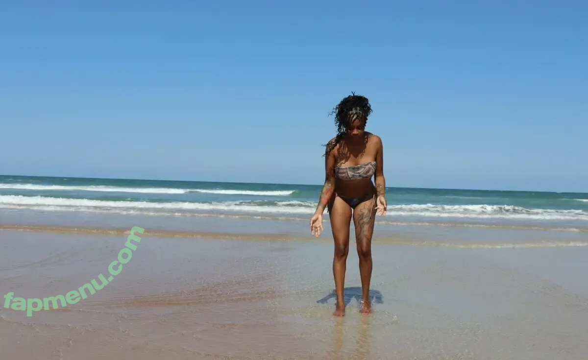 dasbaddtaz nude photo #0002 (dasbaddtaz)