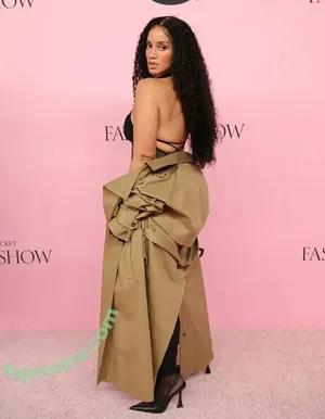 Dascha Polanco / OITNB STAR / sheisdash nude photo #0153