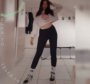 dasfranzi3 / _franzi_21_ nude photo #0010