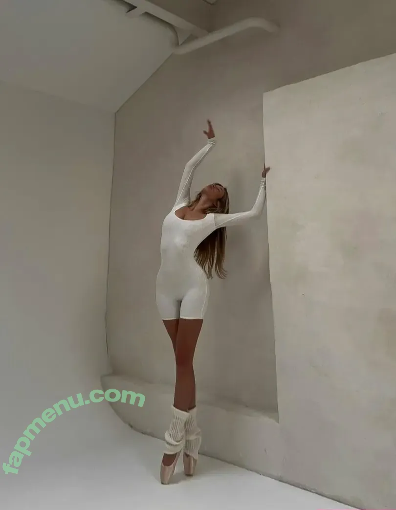 Dasha Boyko nude photo #0061 (dashaboyko_)