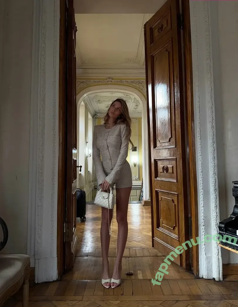 Dasha Boyko nude photo #0160 (dashaboyko_)